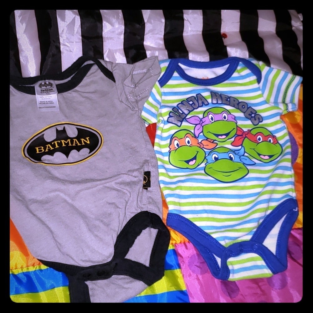 Batman and ninja turtles 😍
